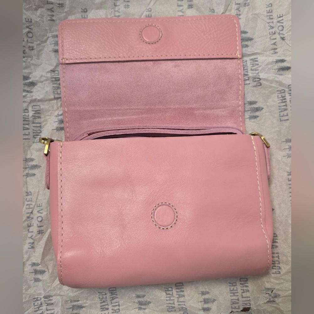 Portland Leather Blush Crossbody Bag - Picture 9 of 9